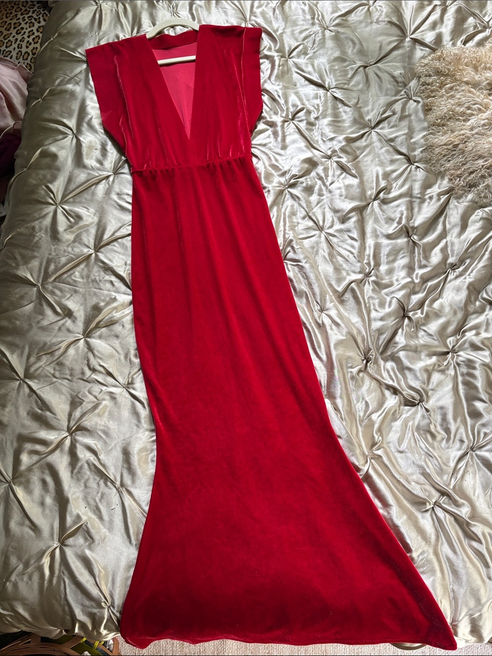 Incredible Red Velvet V-Neck Women's Evening Gown mermaid tale